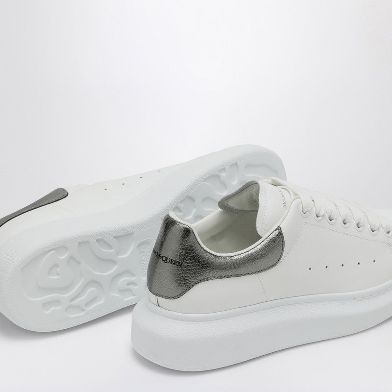 Alexander McQUEEN White and silver Oversized sneakers 553770WHFBUP_ALEXQ-9042