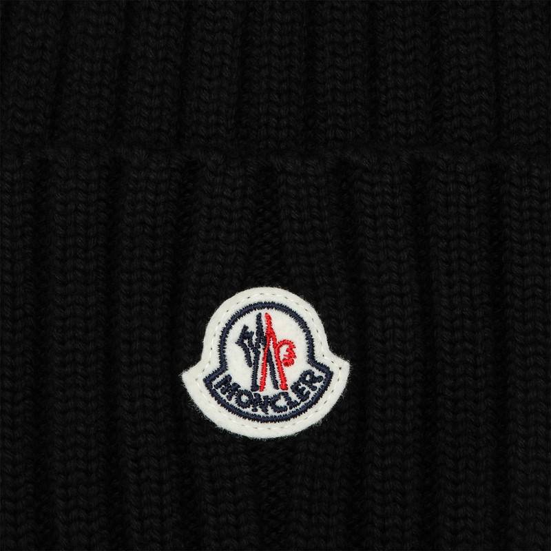 Moncler Black wool bonnet 3B000-36A9327P_MONCL-999