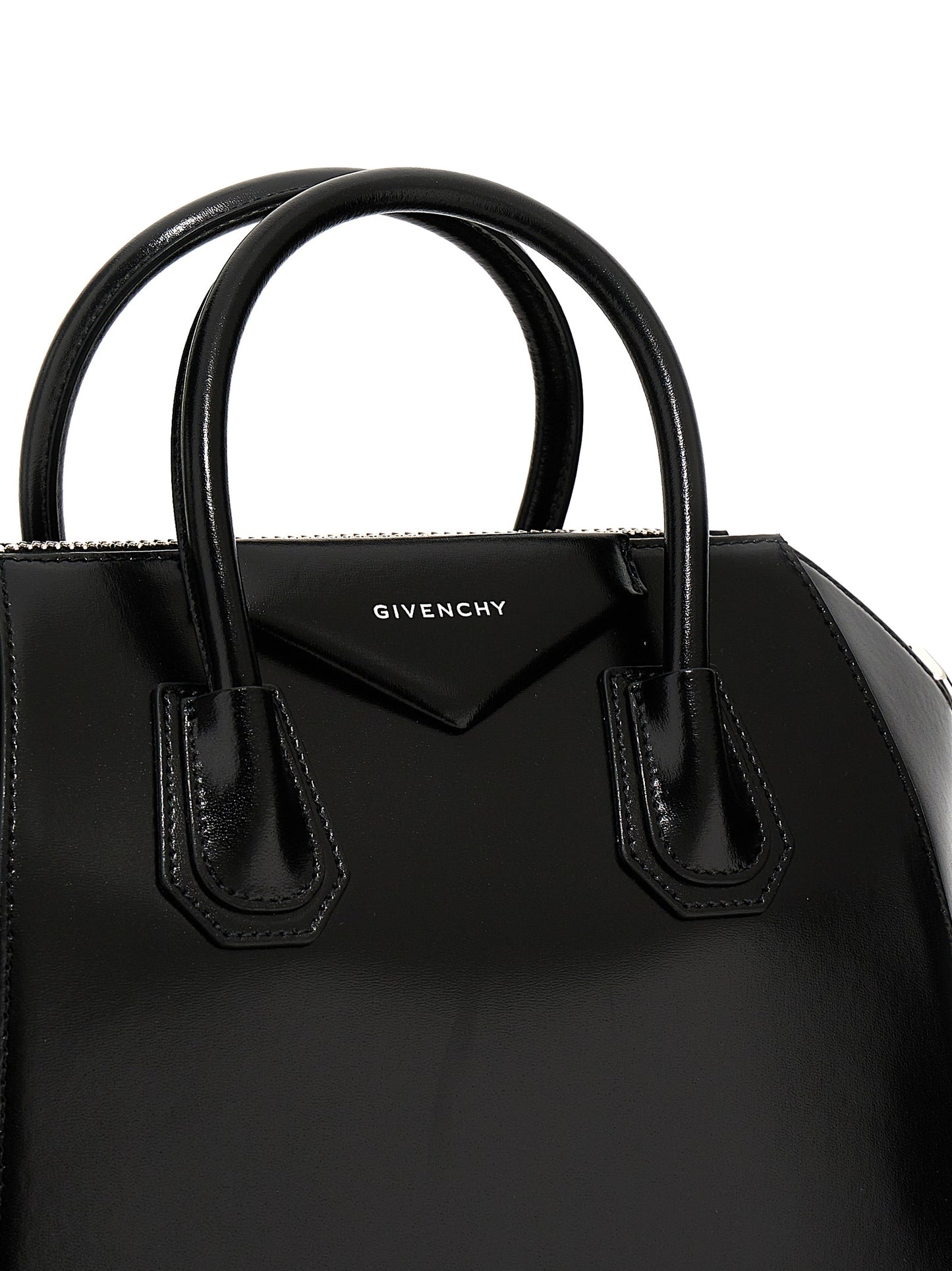 GIVENCHY 'ANTIGONA' SMALL HANDBAG BB50TPB1R0001