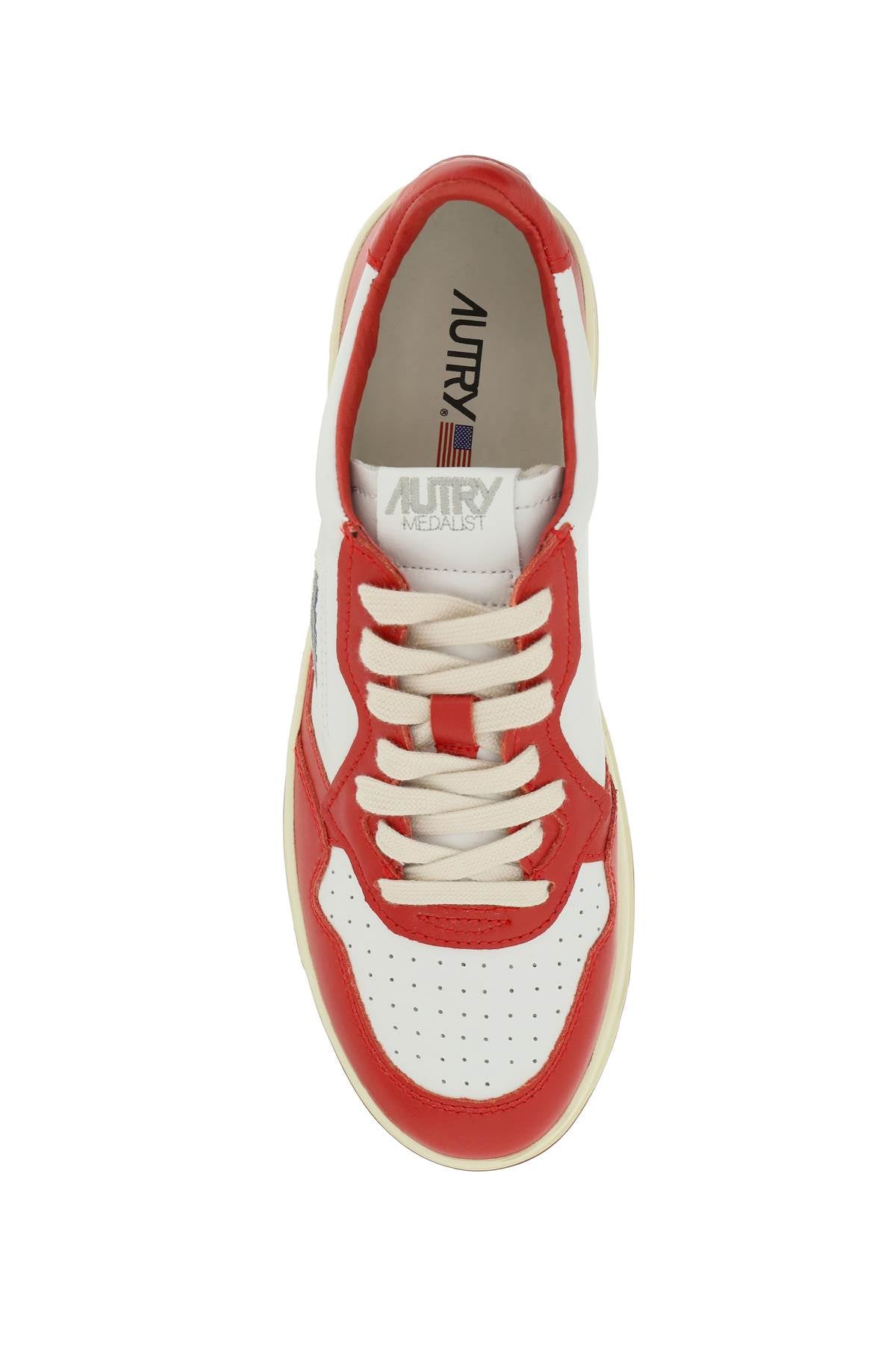 AUTRY leather medalist low sneakers AULMWB02WHTRD