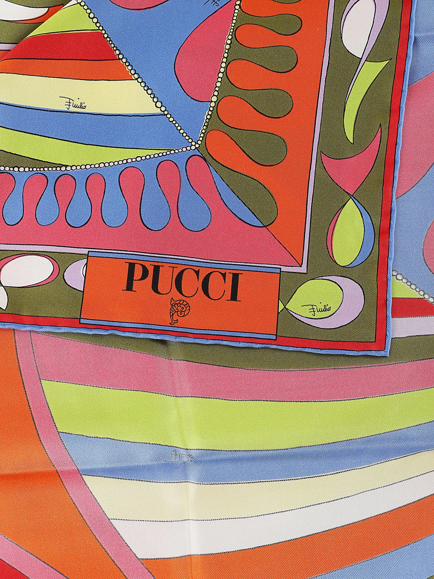 Emilio Pucci スカーフ・マフラー 4UGB452 4UGB454UC132