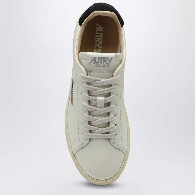 AUTRY White/black Dallas sneakers in leather ADLWMR05P_AUTRY-MR05