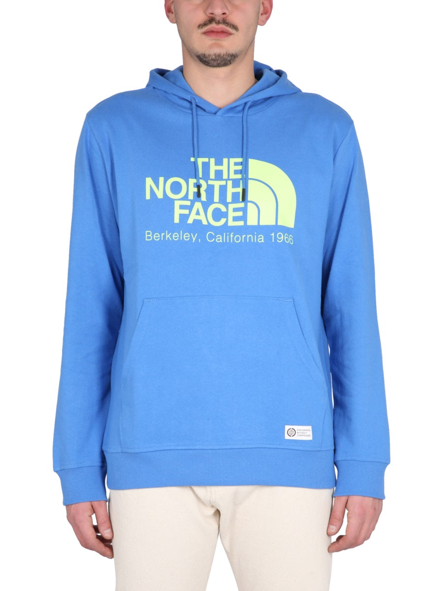 THE NORTH FACE SWEATSHIRT WITH LOGO EMBROIDERY NF0A55GFLV61