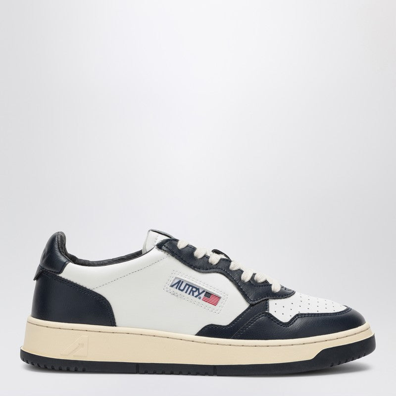 AUTRY White/blue leather Medalist low-top sneakers AULMWB04P_AUTRY-WB04