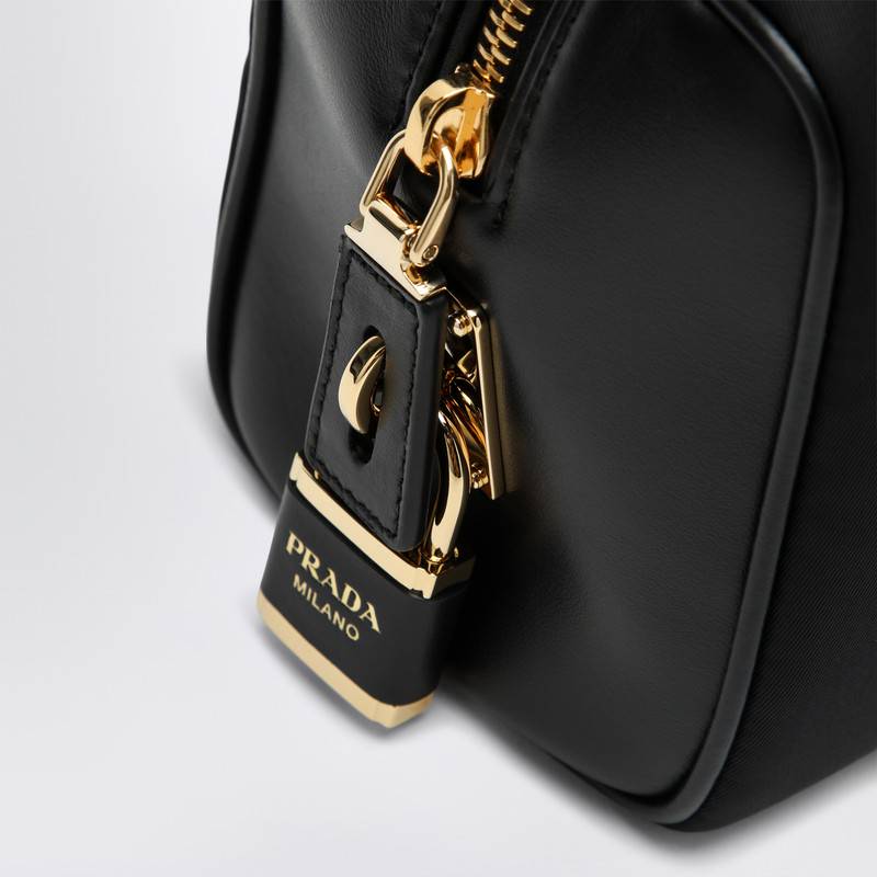 Prada Medium black Re-Nylon and leather top case  1BB127ODO2C8QQ_PRADA-F0002（ハンドバッグ・ショルダーバッグ） | プラダのファッション通販 - Stok