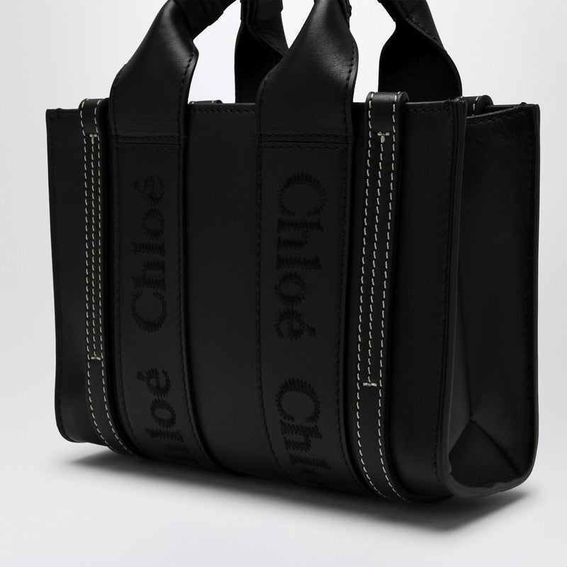 Chloé Woody mini black leather bag CHC23SP237I60P_CHLOE-001