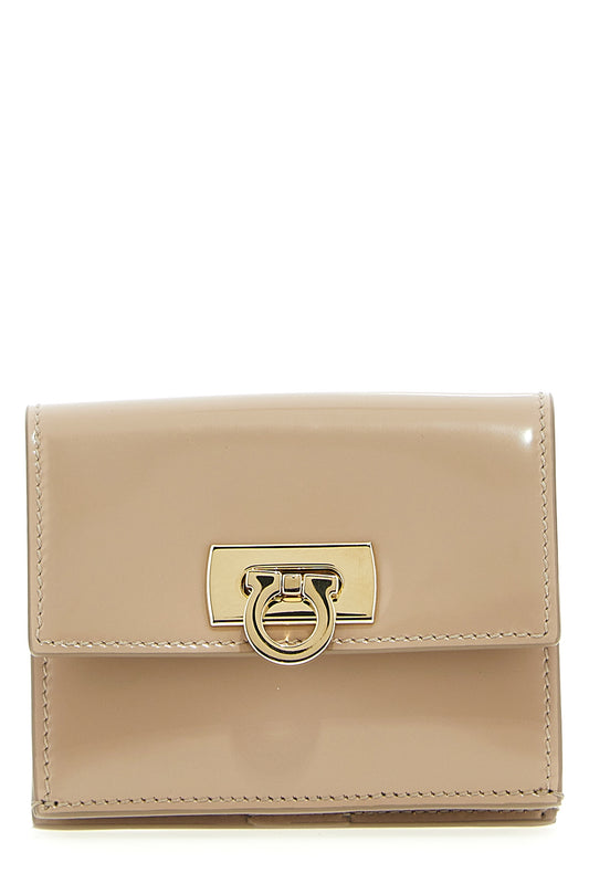 FERRAGAMO PATENT LEATHER WALLET 0763020BEIGE