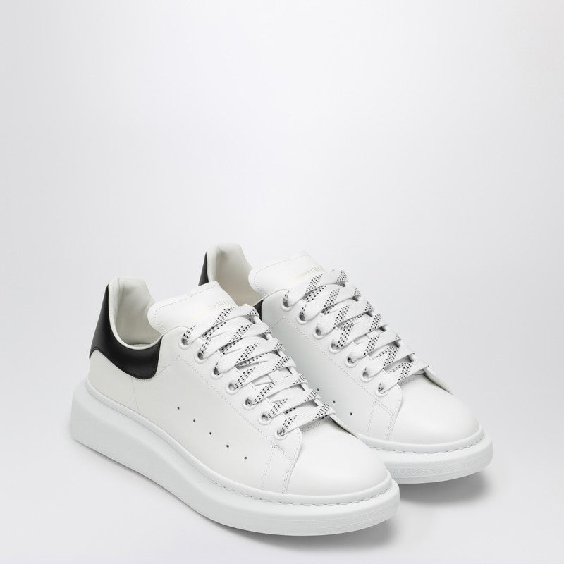 Alexander McQUEEN White and black Oversized sneakers 553680WHGP5P_ALEXQ-9061