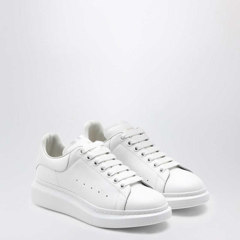 Alexander McQUEEN White Oversize sneakers 553680WHGP5P_ALEXQ-9000