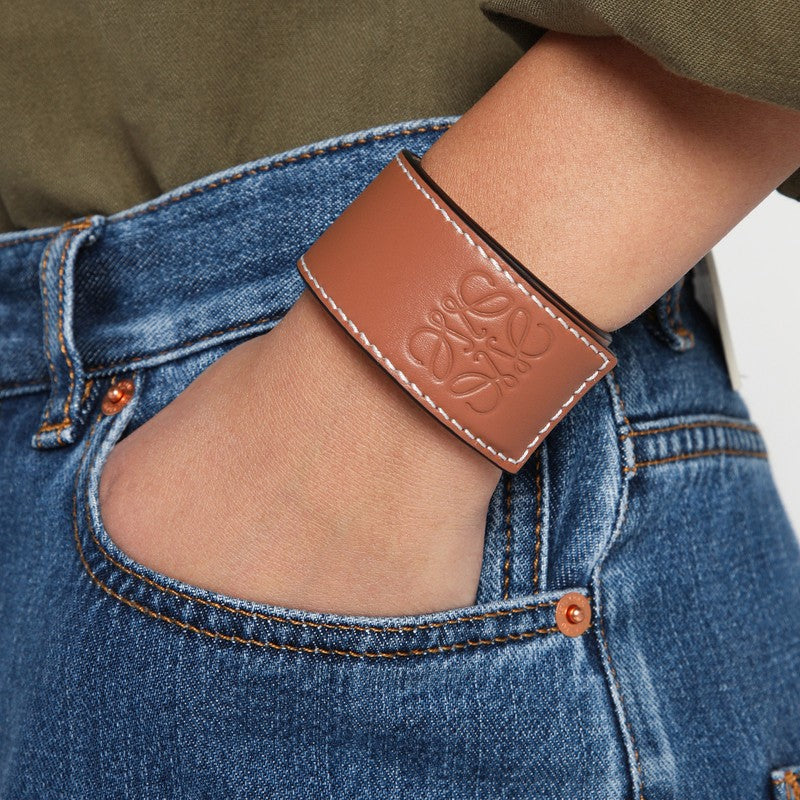 LOEWE Brown leather Slap bracelet 119.19.336LEP_LOEW-2530