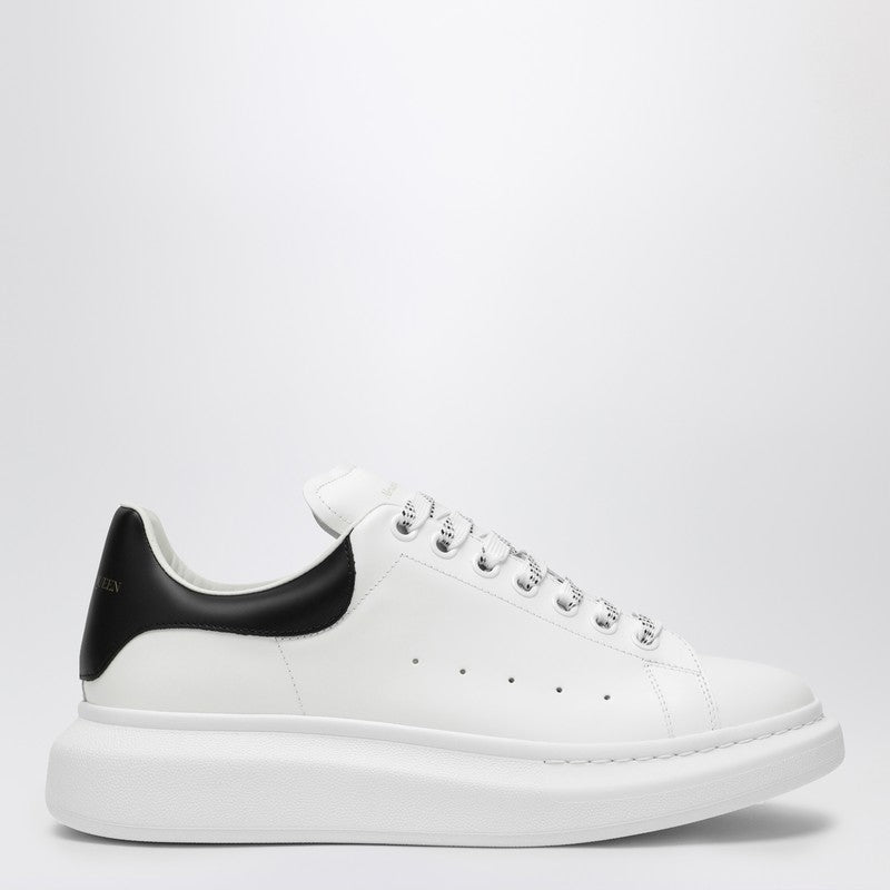 Alexander McQUEEN White and black Oversized sneakers 553680WHGP5P_ALEXQ-9061