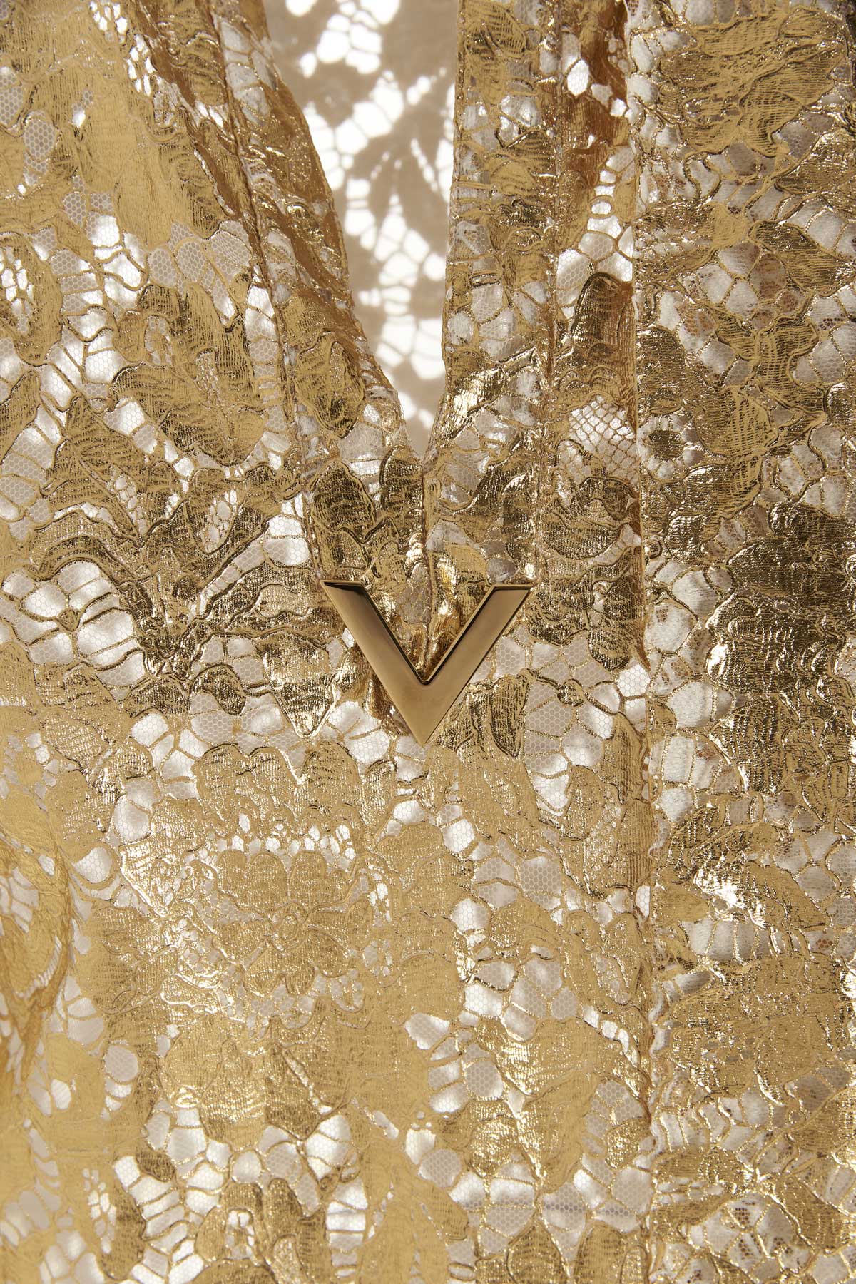 Valentino Garavani TOP GOLD HEAVY LACE 2B3AE7Z27M2G70