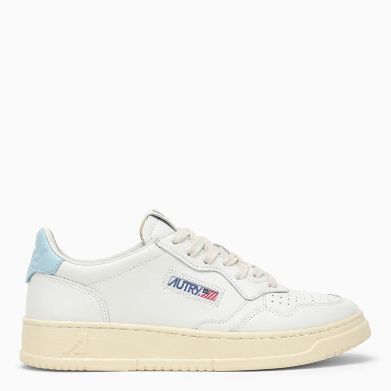 AUTRY Medalist white/light blue trainer AULWLL64O_AUTRY-LL64