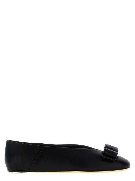 FERRAGAMO 'VANNA' BALLET FLATS 776699NERO