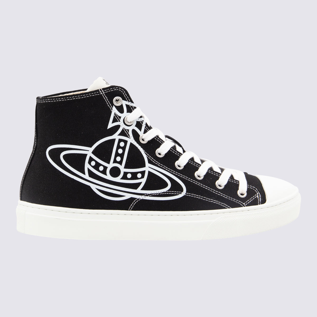 Vivienne Westwood Sneakers Black 75010001MW0116N401