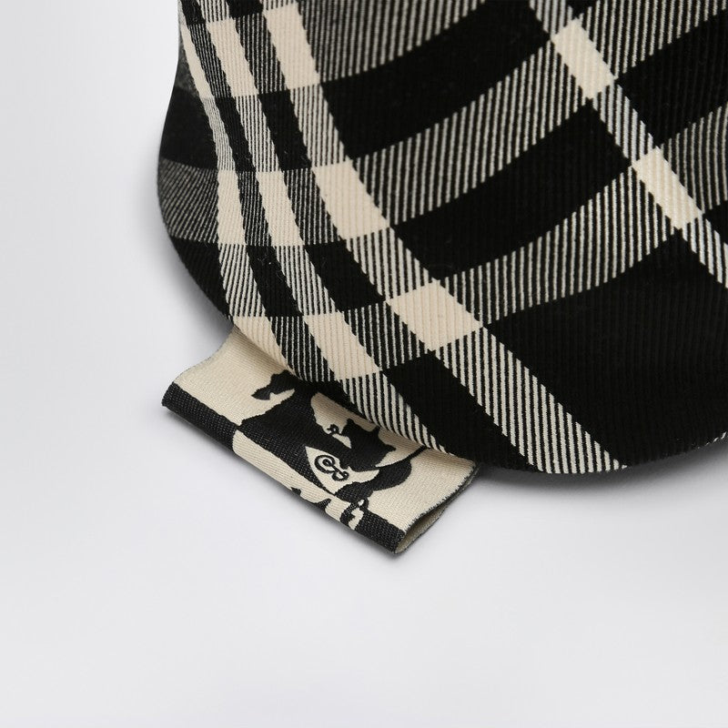 Burberry Check pattern black drawstring clutch bag 8095118159199P_BURBE-A1003