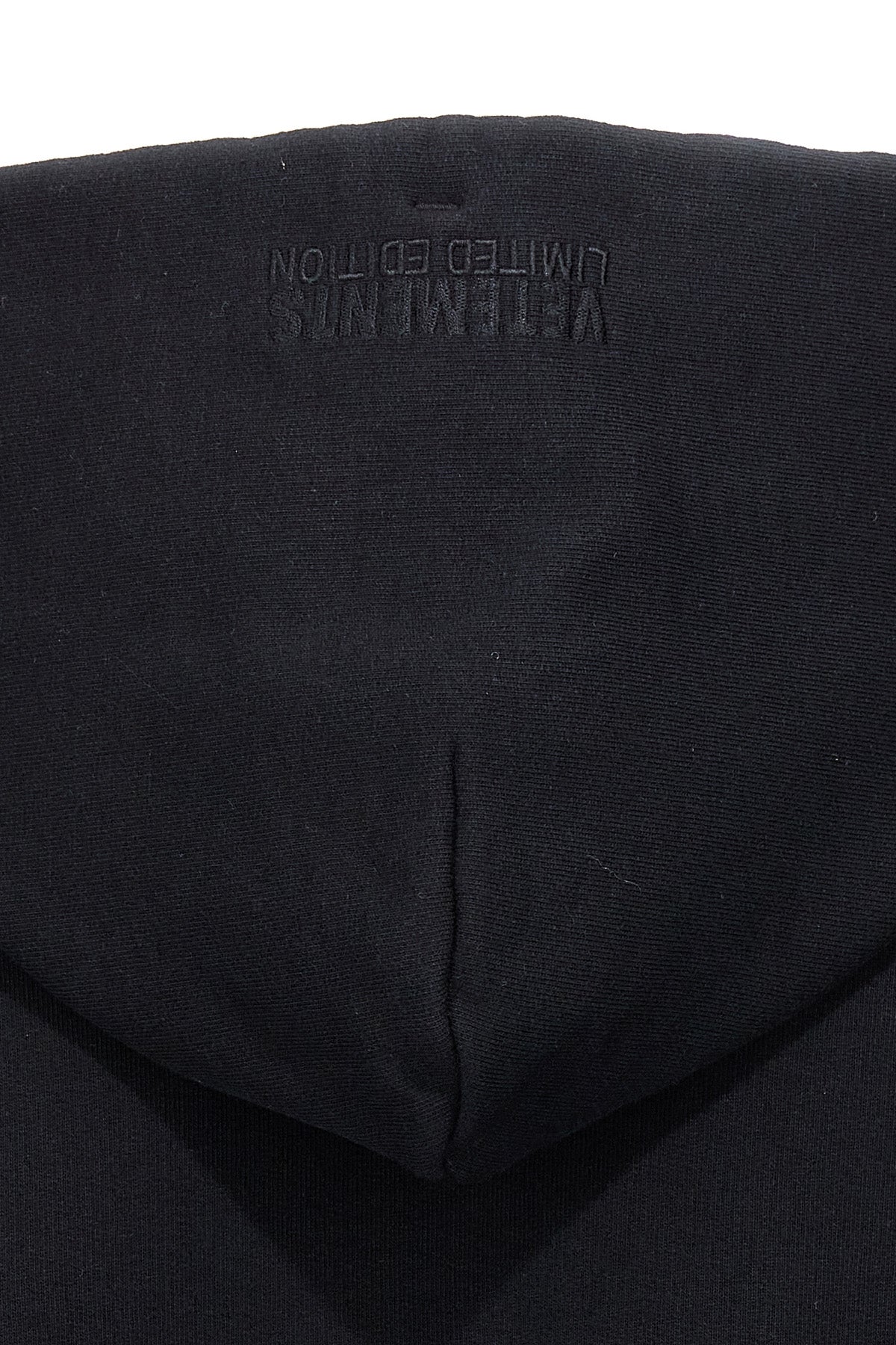 VETEMENTS 'LIMITED EDITION LOGO' HOODIE UE64HD600BBLACKWHITE