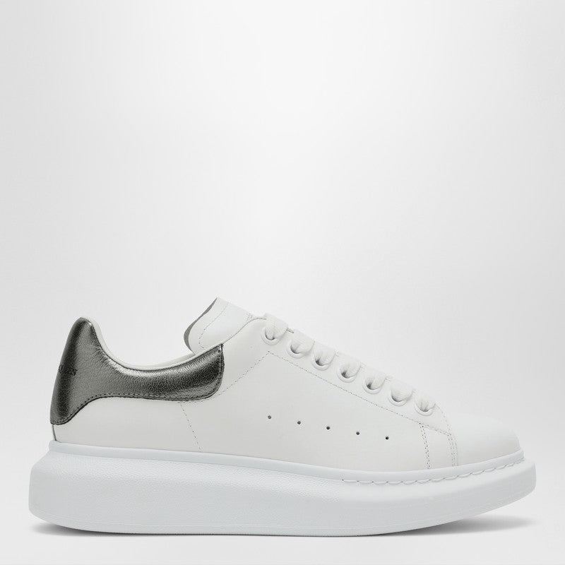 Alexander McQUEEN White and silver Oversized sneakers 553770WHFBUP_ALEXQ-9042