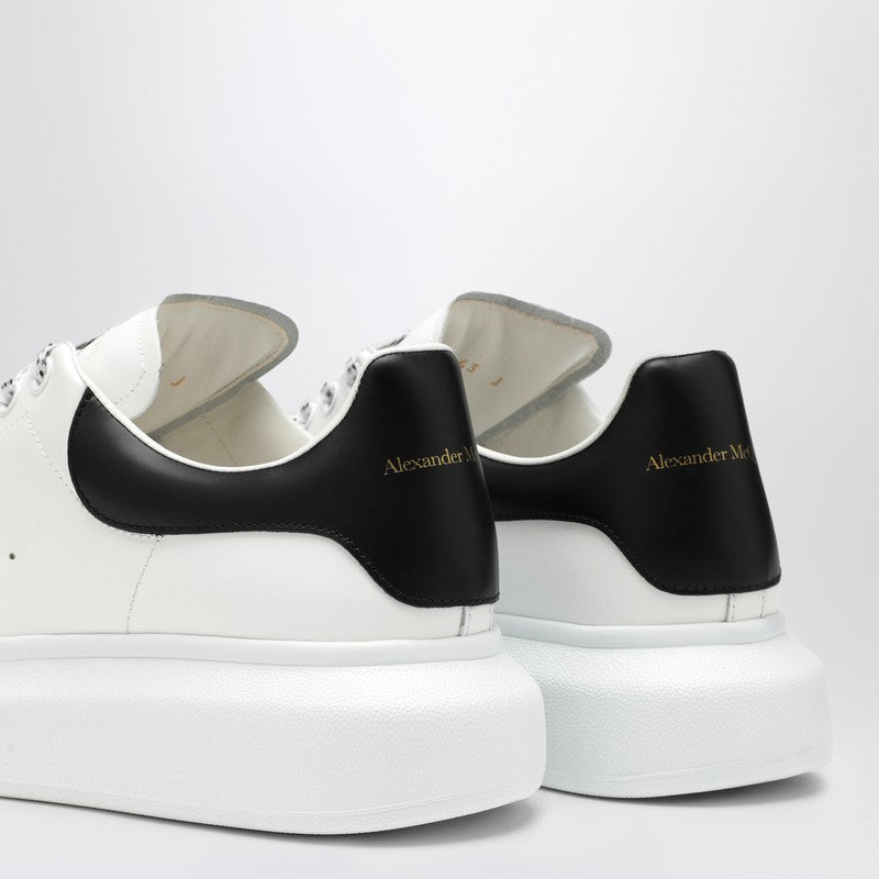 Alexander McQUEEN White and black Oversized sneakers 553680WHGP5P_ALEXQ-9061