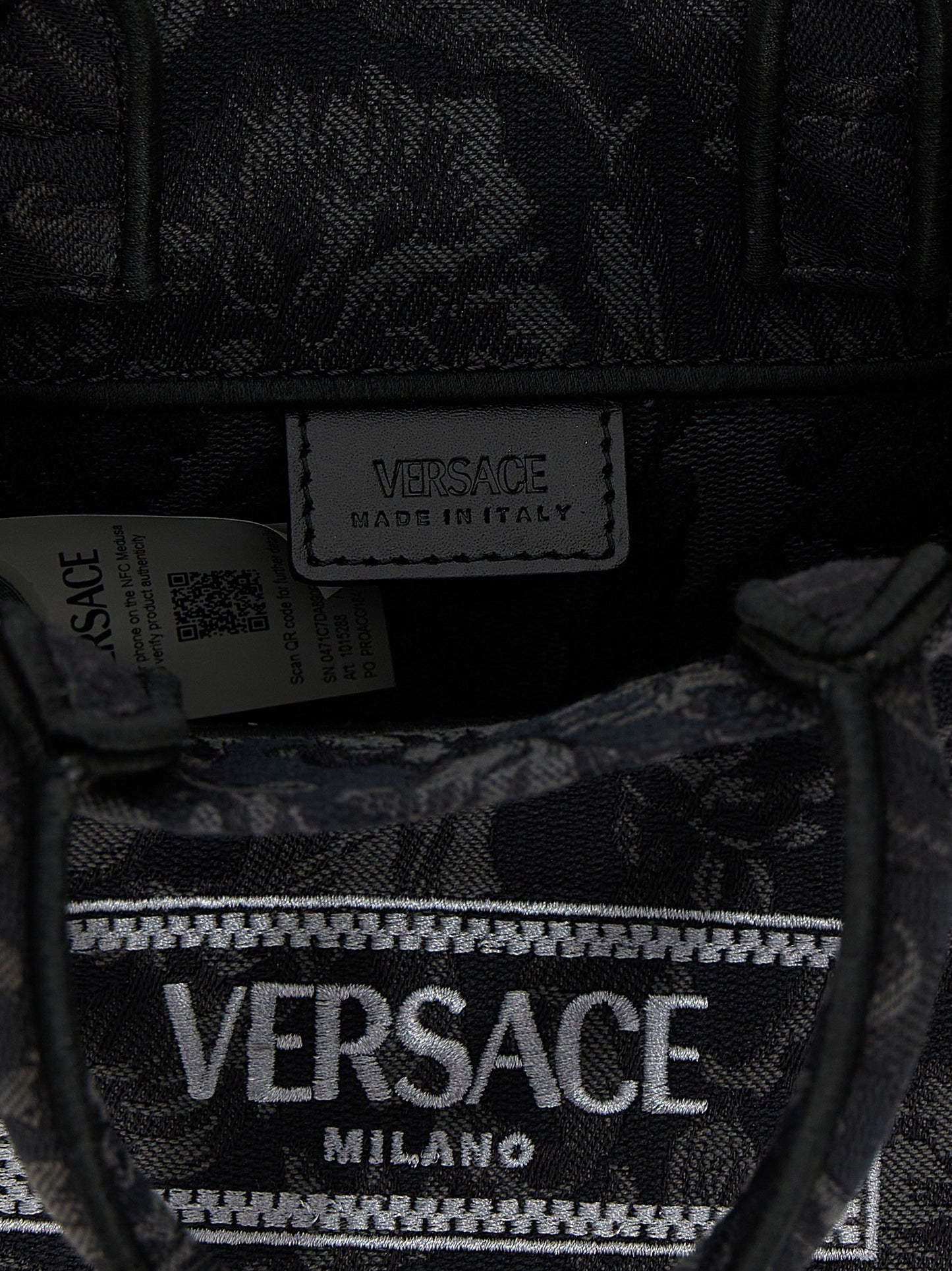 VERSACE 'EXTRA SMALL ATHENA' SHOPPING BAG 10152881A097412BM0V