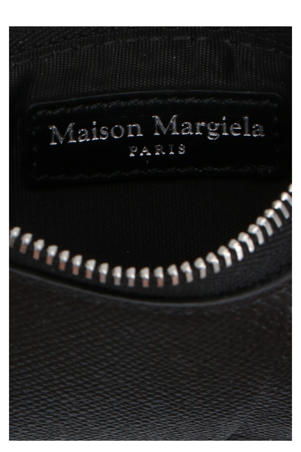 Maison Margiela ‘STITCHING’ CARD HOLDER SA1VX0008P4745T8013