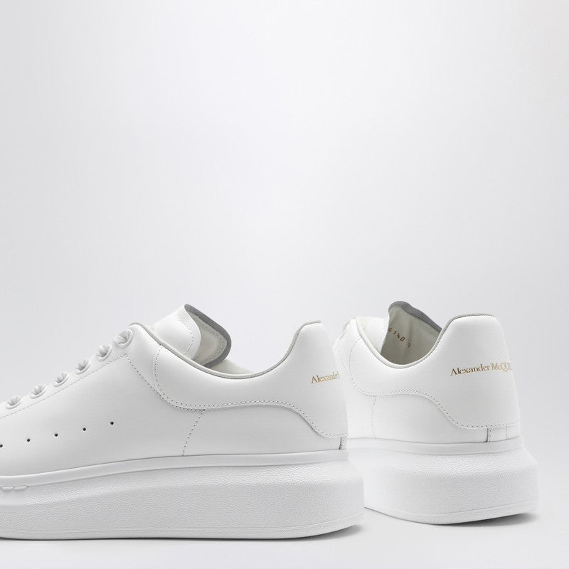 Alexander McQUEEN White Oversize sneakers 553680WHGP5P_ALEXQ-9000