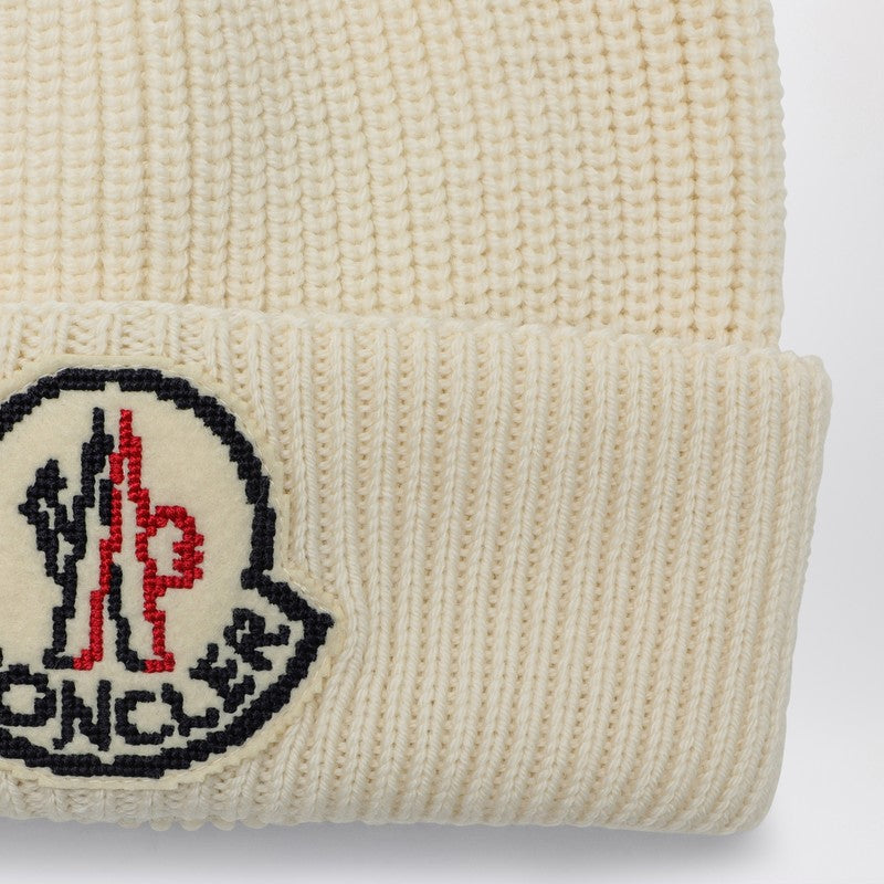 Moncler White wool cap with logo 3B000-19M1282P_MONCL-034